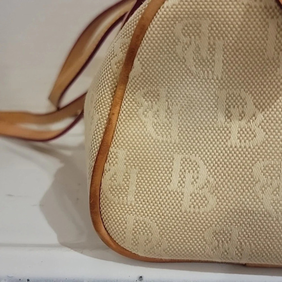 NWOT - DOONEY & BOURKE SHOULDER HANDBAG PURSE WITH IMPERFECTIONS - Picture 6 of 11